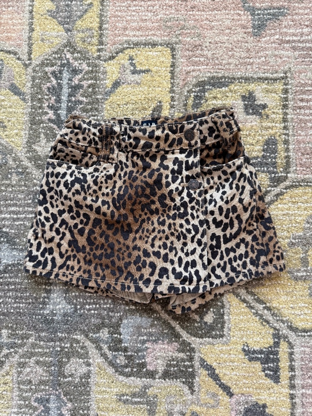 Girls GAP leopard skort size 6